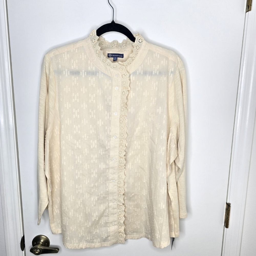 Democracy Cream Lace Women's Blouse 2X NWT